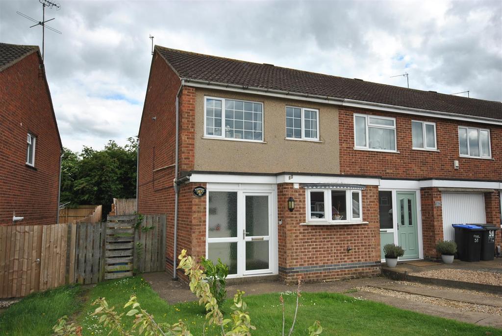 Cottingham Drive, Moulton, Northampton 3 bed end of terrace house for