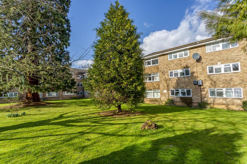 Glyndale Grange, Mulgrave Road, Sutton 2 bed apartment £335,000