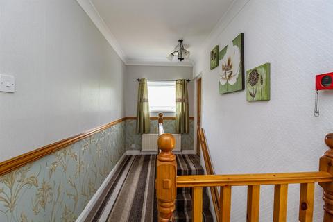 34 Stoney Lane, Hall Green, Wakefield, WF4 3JP