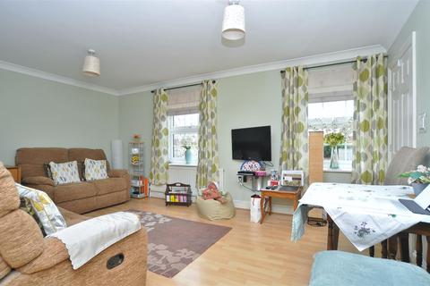 2 bedroom apartment for sale - Kings Road, Hitchin