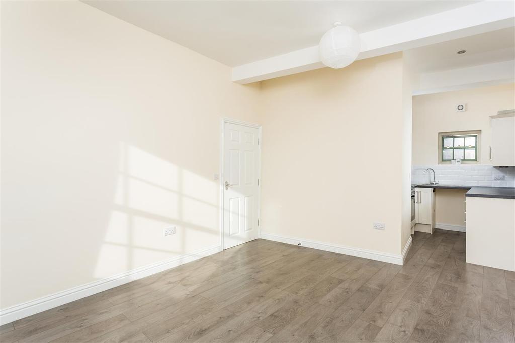 Benedict Court, Selby 1 bed apartment £515 pcm (£119 pw)