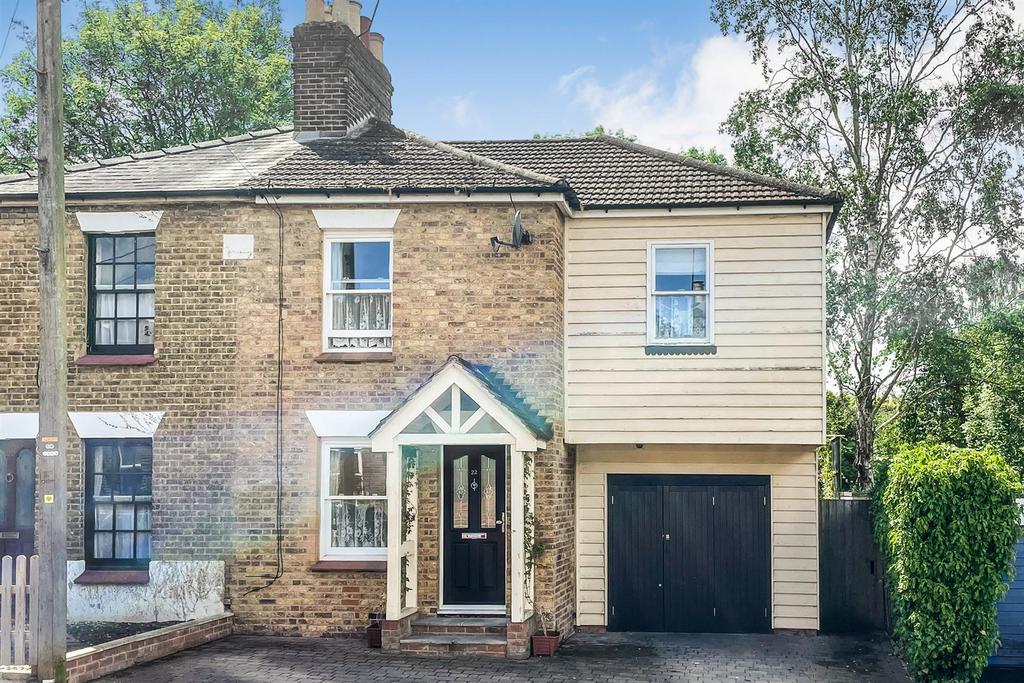 Tower Hill, Brentwood 3 bed semidetached house £600,000