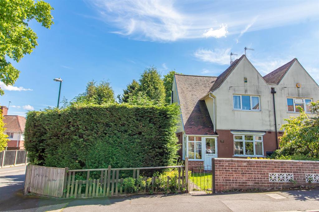 Longford Crescent, Bulwell, Nottingham 2 bed semidetached house £160,000
