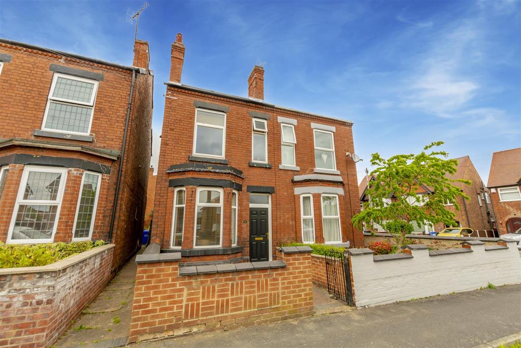 Cavendish Road, Long Eaton 2 bed semidetached house £200,000