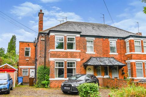 4 bedroom semi-detached house for sale - Beverley Road, Hull