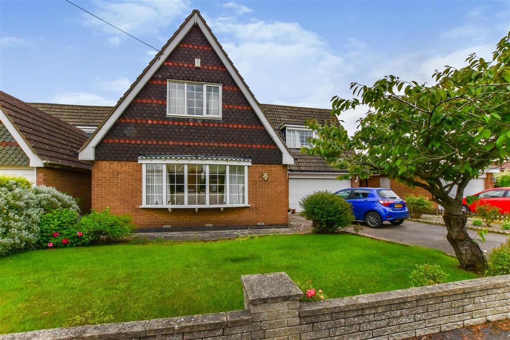 Valley Drive, Kirk Ella 4 bed detached house £365,000