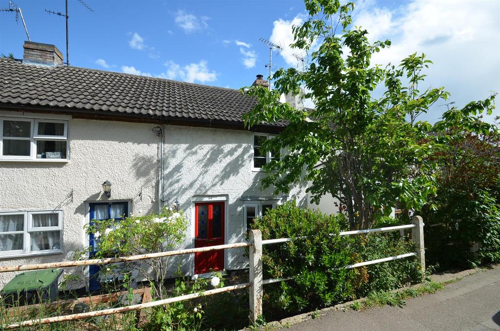 Station Road, Lower Stondon, Henlow 2 bed end of terrace house for sale