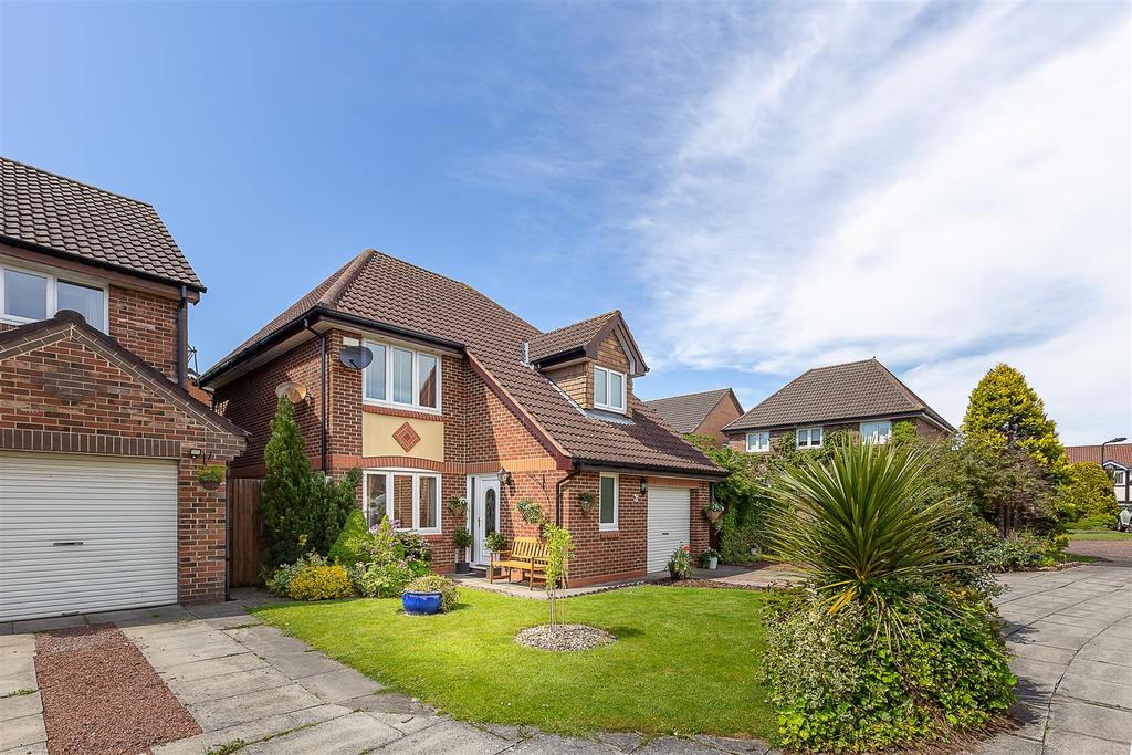 Greenhaugh, West Moor, Newcastle upon Tyne 4 bed detached house £360,000