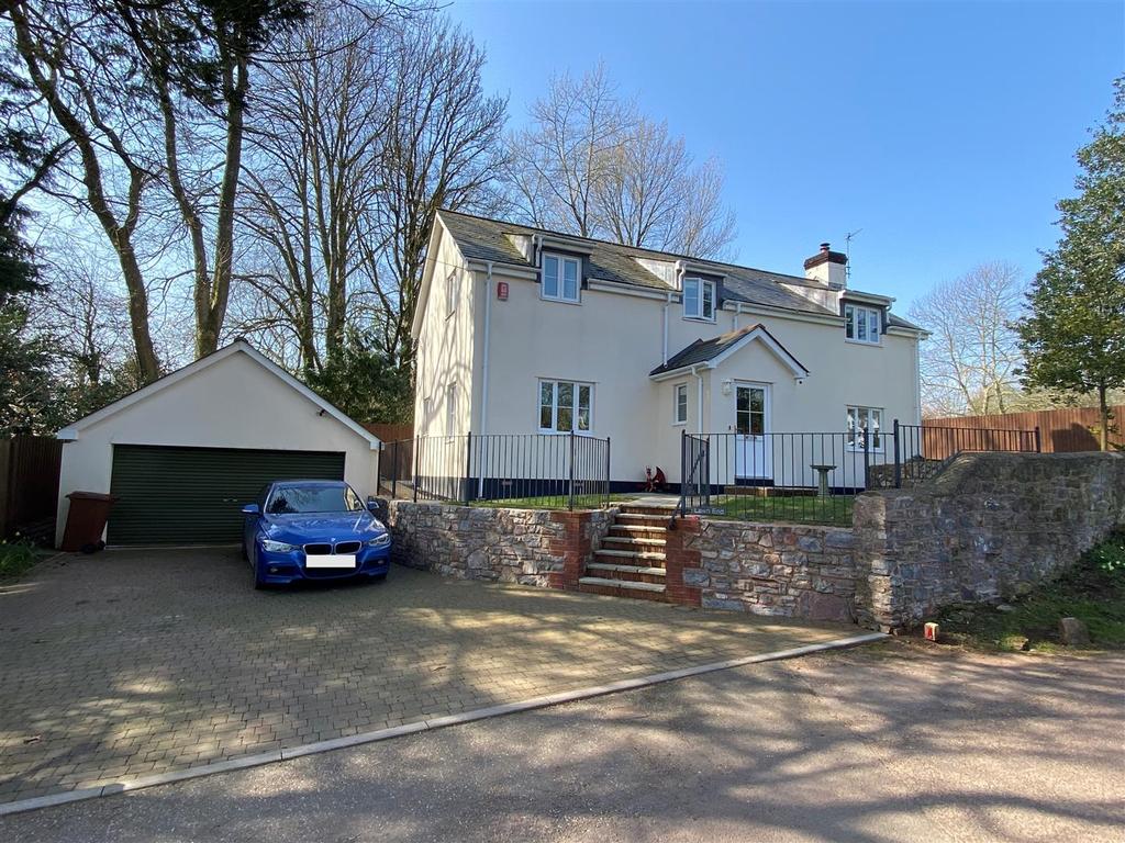 South Street, Rogus, Wellington 4 bed detached house £1,800 pcm (£415 pw)