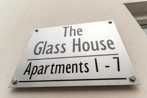 2 bedroom apartment to rent - Windsor Street, Leamington Spa