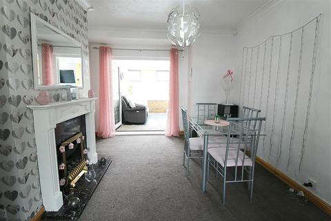 3 bedroom terraced house for sale - Loyd Street, Anlaby, Hull