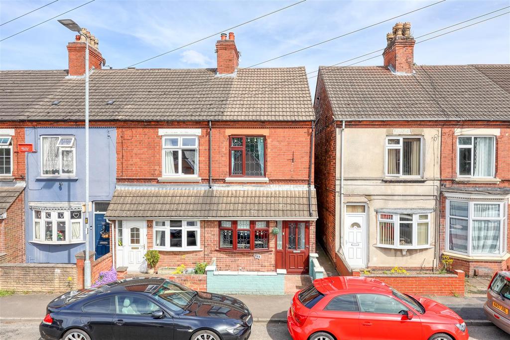 Charnwood Road, Shepshed 2 bed terraced house for sale £165,000