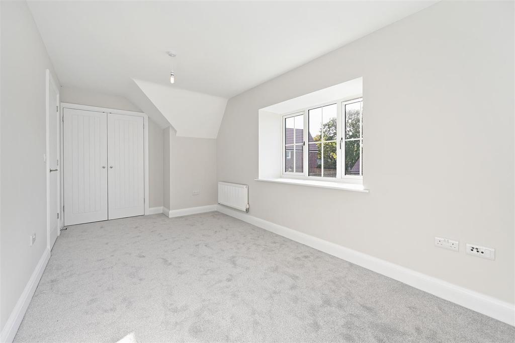 Bedroom 2 .jpg