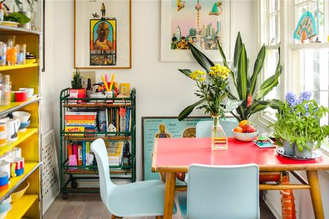 6 Sutton Square, London, E9 6EQ