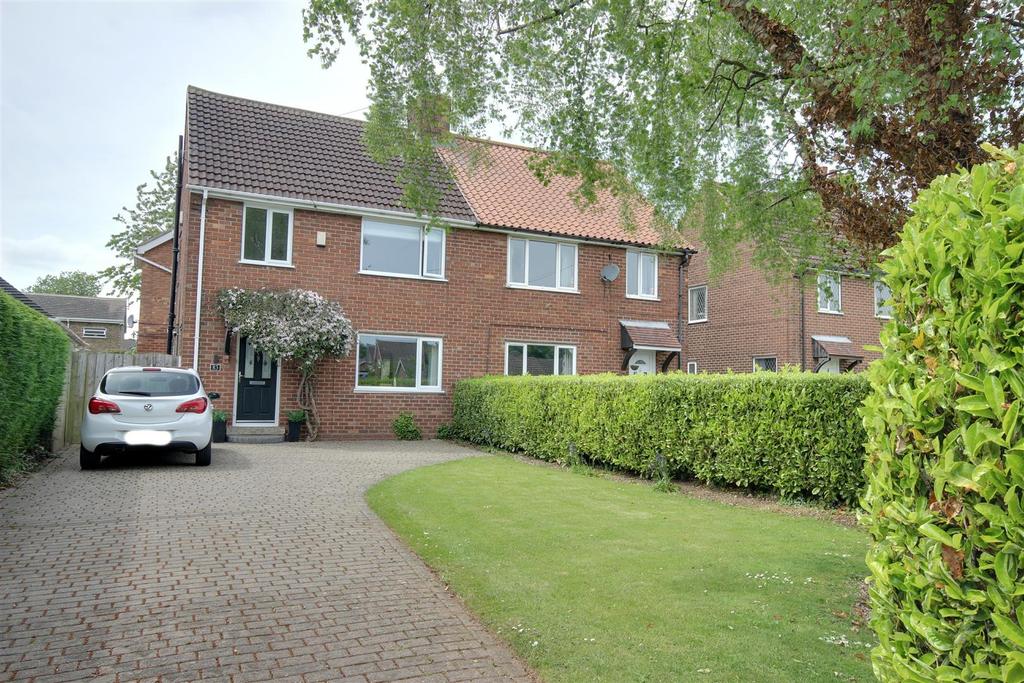 Dale Road, Swanland 4 bed semidetached house £280,000