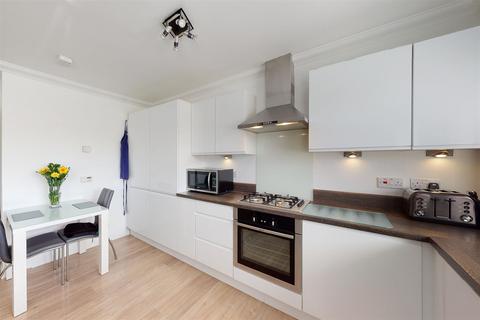 2 bedroom flat for sale - Allison Crescent, Perth