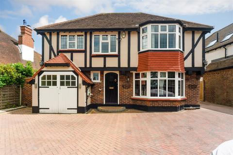 4 bedroom detached house to rent - Downs Wood, Epsom
