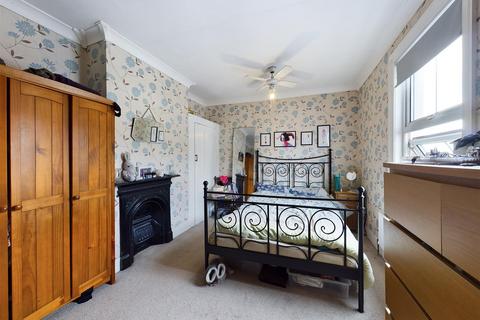42 Bryant Road, Rochester, ME2 3ES