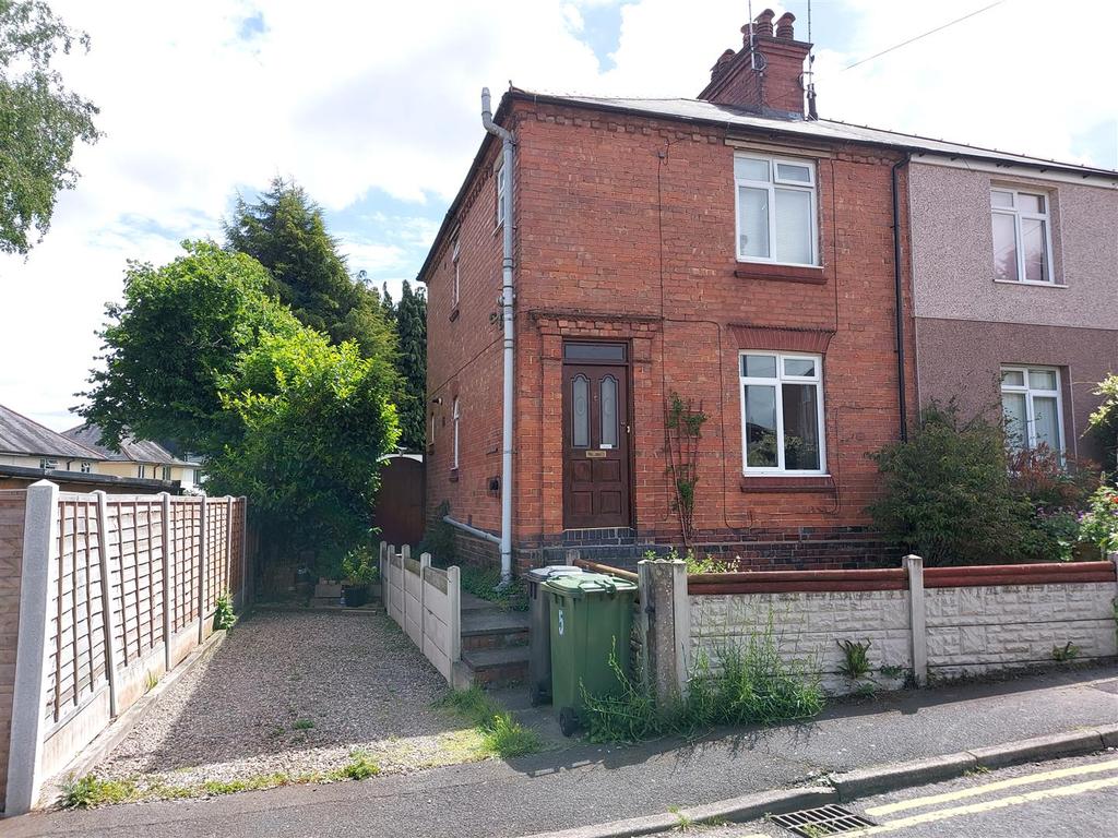 Olive Grove, StourportOnSevern 3 bed semidetached house £220,000