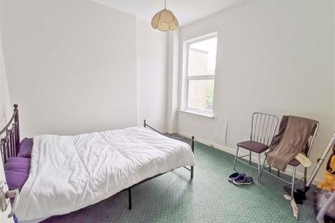 1 bedroom flat for sale - Palmerston Road, Westcliff-On-Sea, Essex
