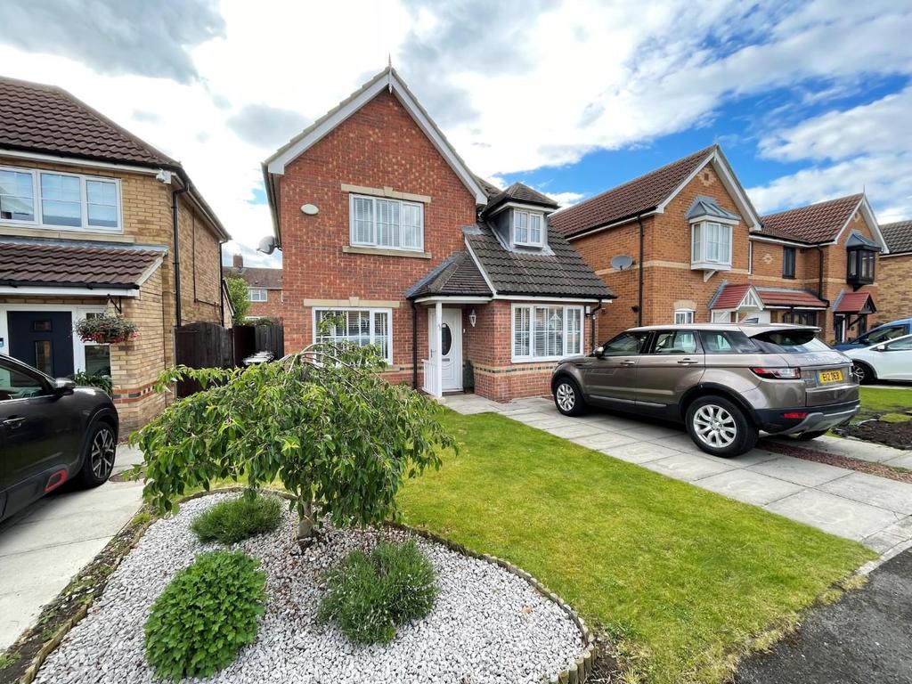 Fulbeck Close, Fulford Grange... 3 bed detached house £195,000