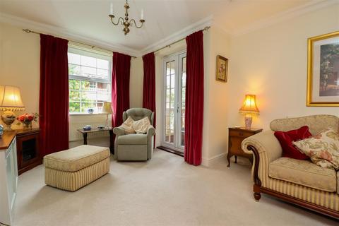2 bedroom retirement property for sale - Potters Place, Horsham