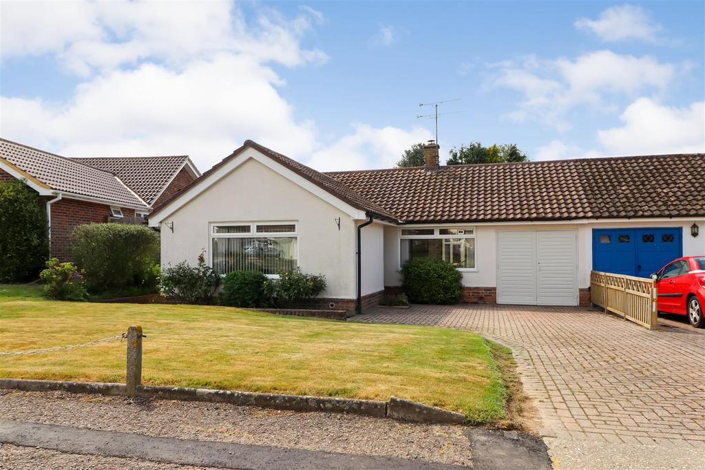 Morrell Avenue, Horsham 2 bed detached bungalow £485,000