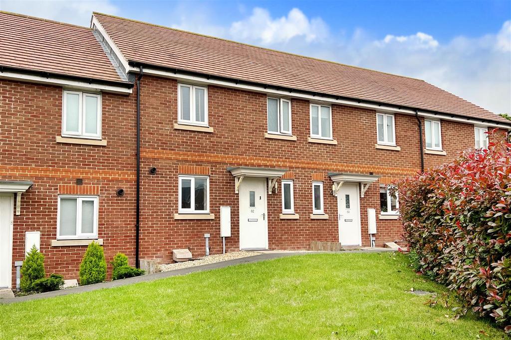 Weavers Close, Eastbourne 3 Bed Terraced House - £349,950