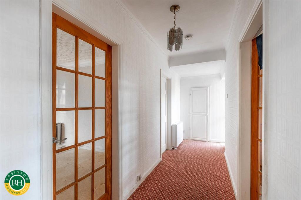 Hallway.jpg
