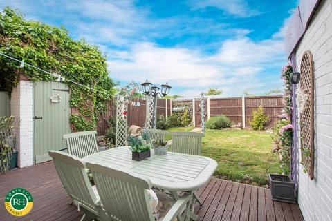 32 Windermere Crescent, Kirk Sandall, Doncaster, DN3 1LA