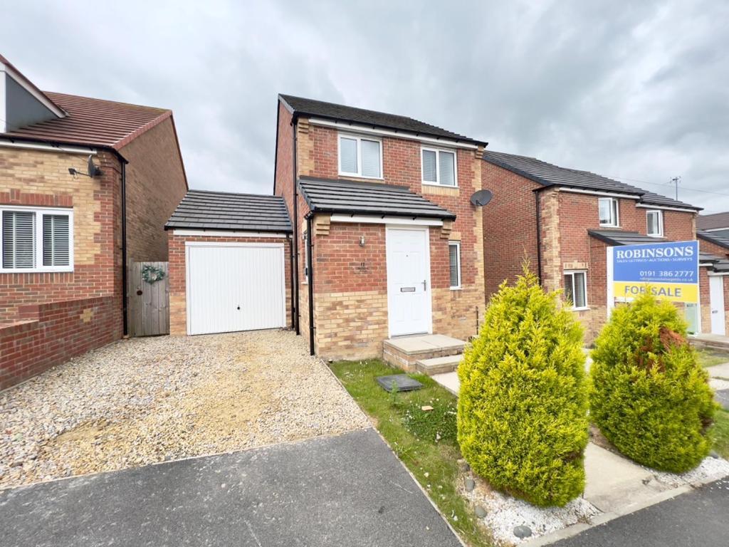 Henderson Avenue, Wheatley Hill, Durham 3 bed detached house £129,950