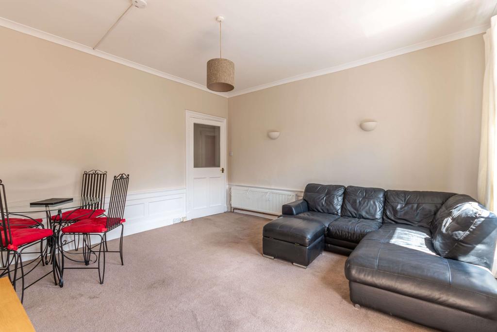 Montrose Terrace Edinburgh EH7 5DJ United Kingdom 2 bed flat £950 pcm
