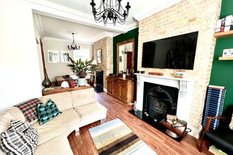 3 bedroom terraced house to rent - Plum Lane, Plumstead, London, SE18 3AQ