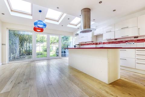 75 Wolsey Drive, Kingston Upon Thames, KT2 5DP