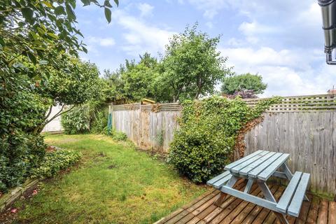 75 Wolsey Drive, Kingston Upon Thames, KT2 5DP