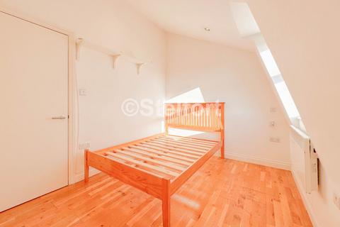 1 bedroom apartment to rent, Coldharbour Lane, London SW9