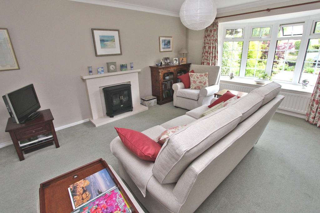 Waters Green Court, Brockenhurst, Hampshire, SO42 3 bed semidetached