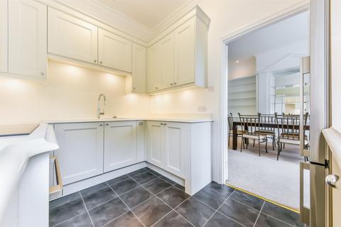 4 bedroom maisonette to rent, Edith Grove, Chelsea SW10