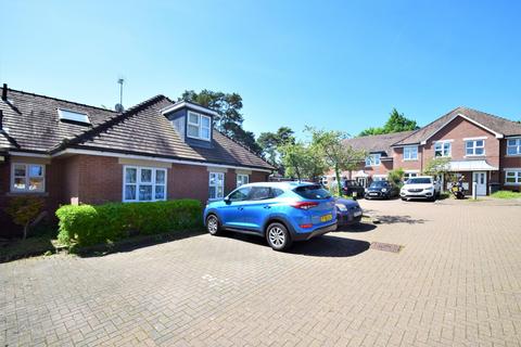 Flat 1, The Cedars Shroner View, Kings Worthy, Winchester, SO23 7JU