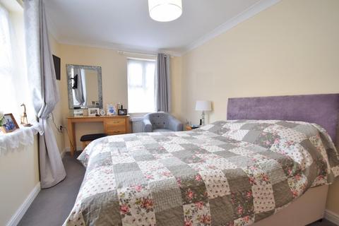 Flat 1, The Cedars Shroner View, Kings Worthy, Winchester, SO23 7JU