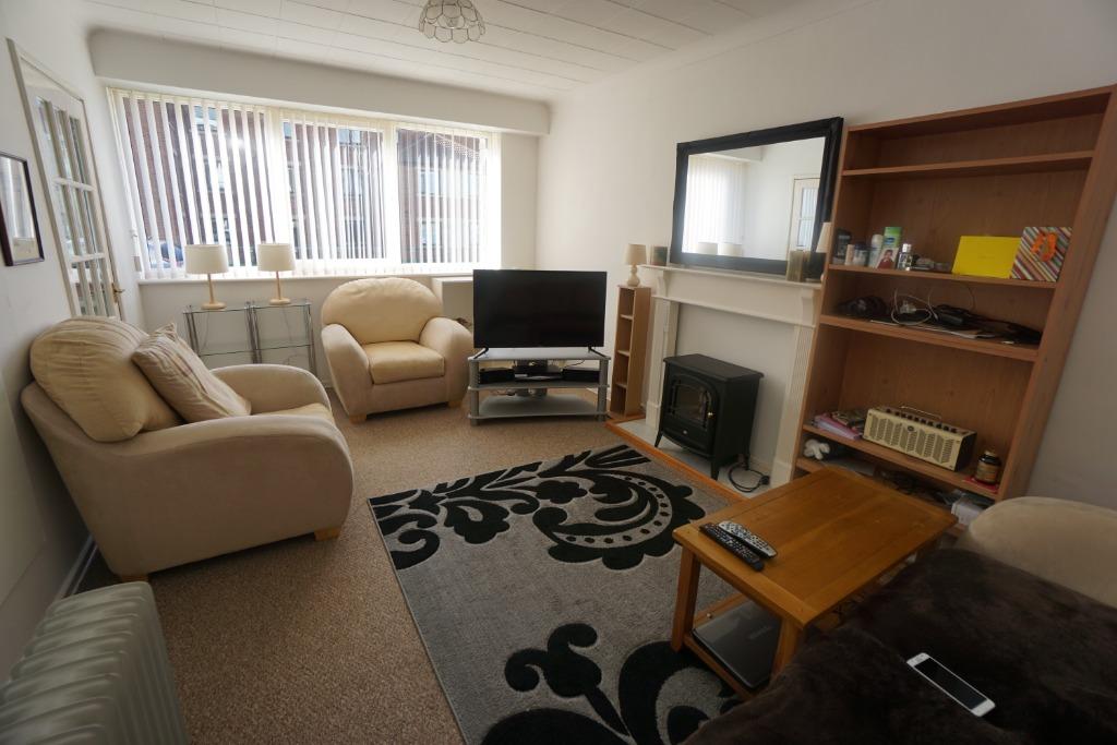 Conifer Court, Forest Hall, Newcastle upon Tyne, NE12 2 bed flat £475