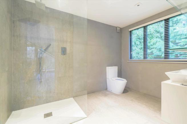En suite Shower Room