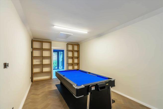 Garage/Games Room