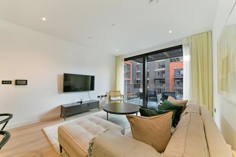 2 bedroom apartment to rent, The Modern, Embassy Gardens, London, SW11