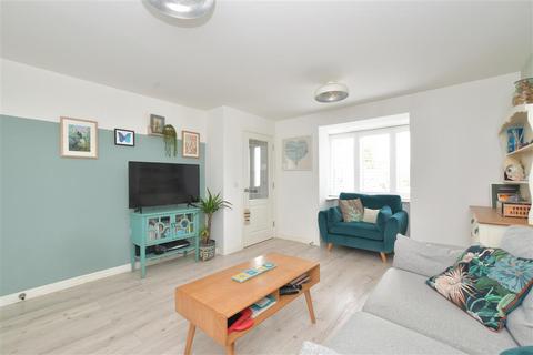 17 Coleridge Crescent, Littlehampton, BN17 7FJ