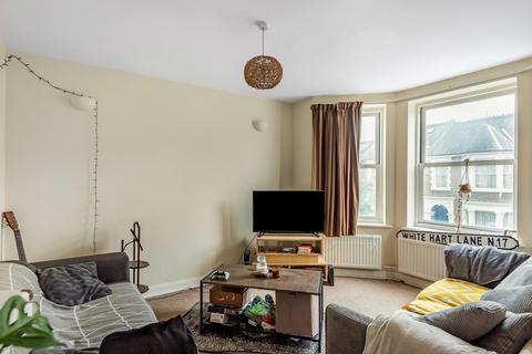 2 bedroom apartment to rent - Dresden Road, Archway, N19