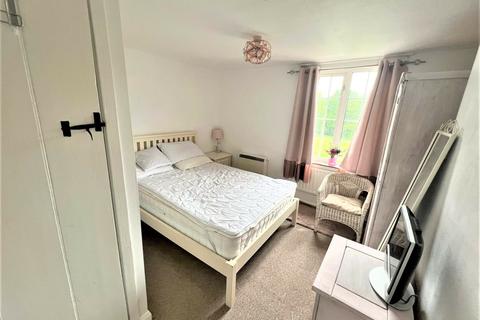 1 bedroom cottage to rent - Commonside High Wycombe Buckinghamshire HP13 5XG