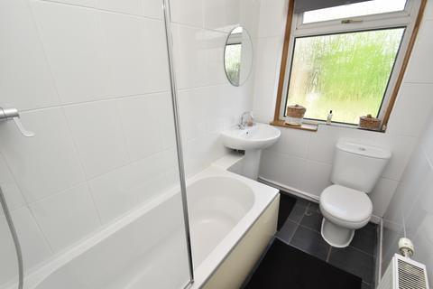 7 Linburn Place, Glasgow, G52 4EZ