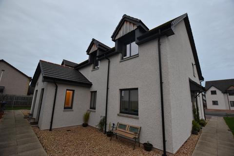 2 bedroom flat to rent - Whiterow Drive, Forres