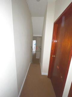 2 bedroom maisonette to rent - Victoria Road, Southall, UB2